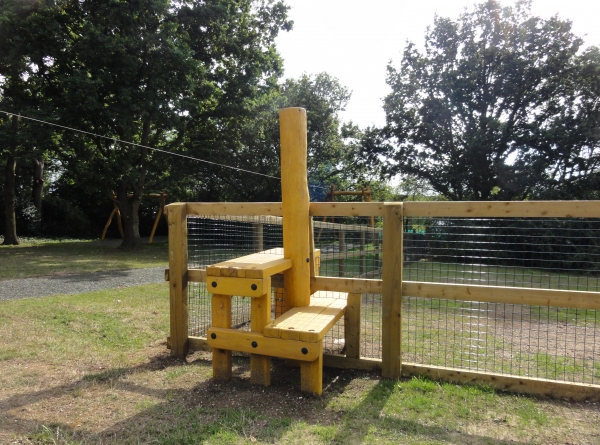 Stile of Robinia wood